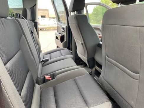 Used 2017 GMC Sierra 1500 SLE w/ SLE Value Package AWD/4WD image 24