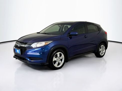 Used 2016 Honda HR-V LX image 3