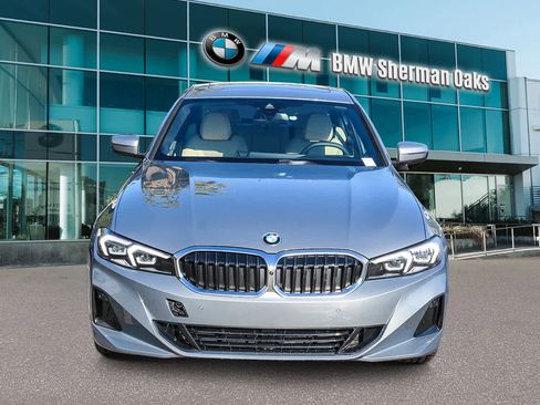 New 2026 BMW 330i Sedan w/ Convenience Package image 2