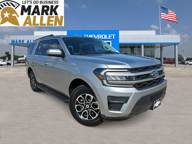 Used 2024 Ford Expedition XLT AWD/4WD image 1