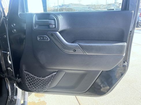 Used 2016 Jeep Wrangler Sport image 21