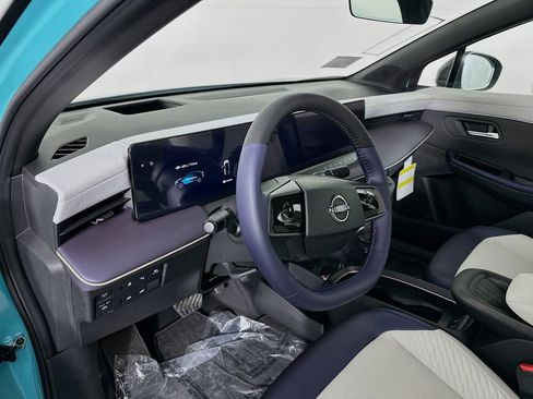 New 2026 Nissan Leaf Platinum+ image 14