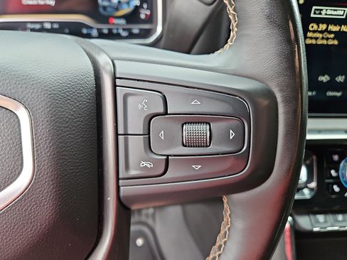 Used 2024 GMC Sierra 2500 AT4 w/ Technology Package image 17