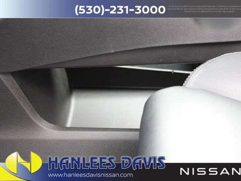 Used 2024 Nissan Rogue SL w/ SL Premium Package image 28