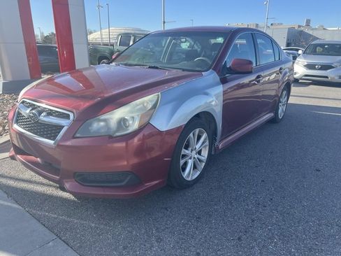 Used 2014 Subaru Legacy 2.5i Premium image 2