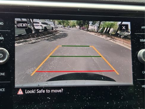 Used 2022 Volkswagen Atlas SE image 19