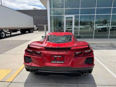 Used 2021 Chevrolet Corvette Stingray Preferred Cpe w/ Z51 Performance Package RWD image 5