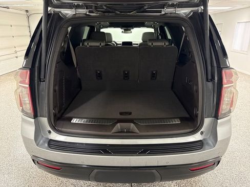 Used 2023 Chevrolet Suburban Z71 w/ Luxury Package image 31