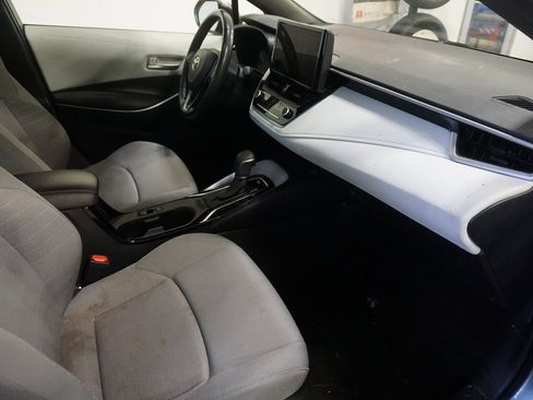 Used 2024 Toyota Corolla SE w/ SE Premium Package image 16