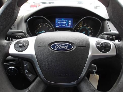 Used 2014 Ford Focus SE image 15