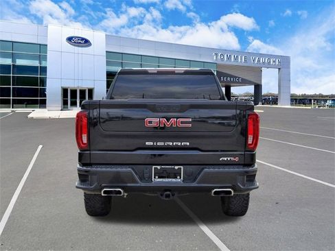 Used 2021 GMC Sierra 1500 AT4 image 3