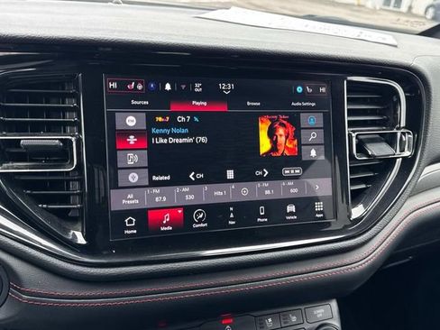 Used 2024 Dodge Durango GT image 35