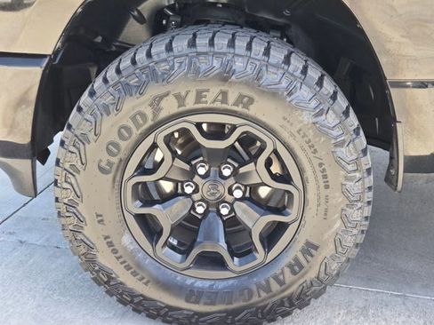 Used 2019 RAM 1500 Big Horn image 22