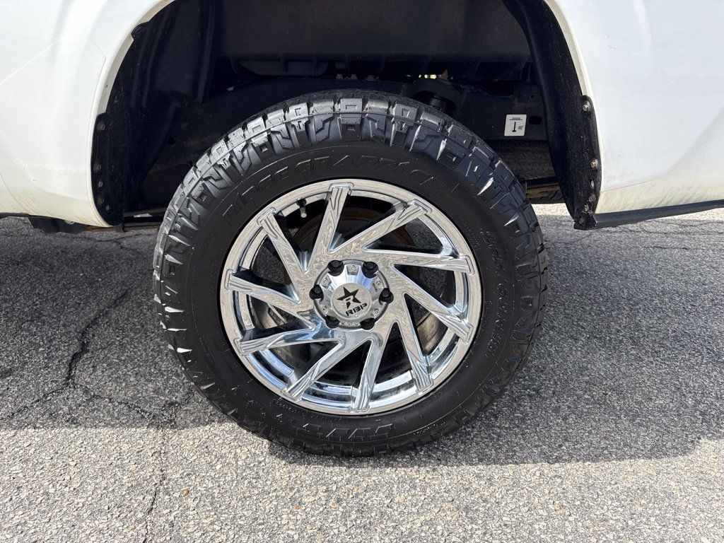 Used 2021 Toyota Tacoma SR RWD image 27