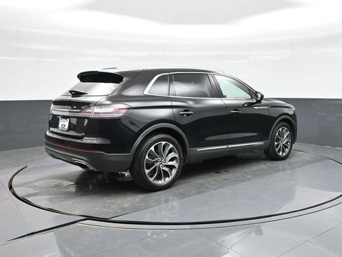 Used 2023 Lincoln Nautilus Reserve w/ Luxury Package FWD image 7