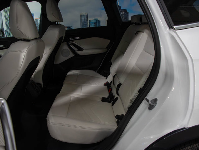 Used 2027 BMW X1 xDrive28i AWD/4WD image 21