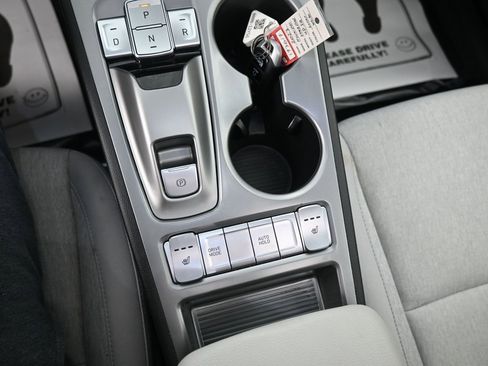 Used 2023 Hyundai Kona SEL image 19