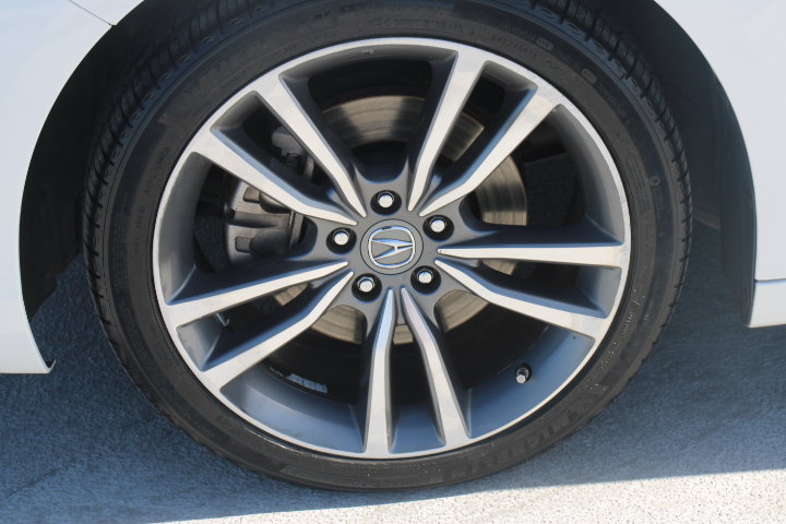 Used 2019 Acura TLX w/ Technology Package FWD image 9
