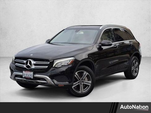 Used 2019 Mercedes-Benz GLC 350e 4MATIC image 1