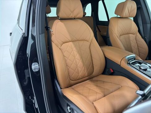 Used 2026 BMW X5 xDrive40i w/ M Sport Package AWD/4WD image 19