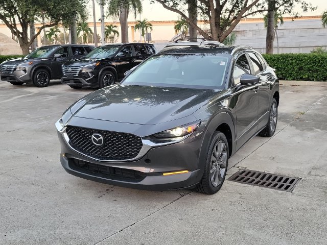 Used 2023 MAZDA CX-30 AWD 2.5 S w/ Select Package image 2