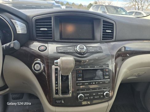 Used 2013 Nissan Quest SV w/ Leather Pkg image 5