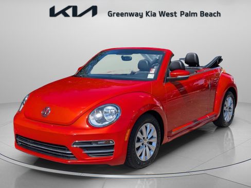 Used 2019 Volkswagen Beetle 2.0T S image 4