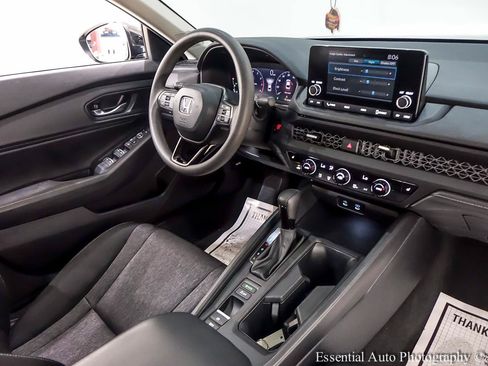 Used 2025 Honda Accord SE image 33