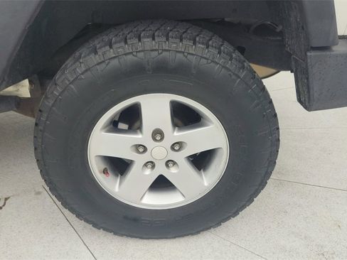 Used 2010 Jeep Wrangler Sport image 23