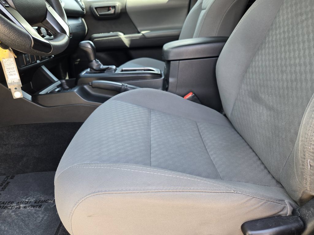 Used 2022 Toyota Tacoma SR RWD image 25