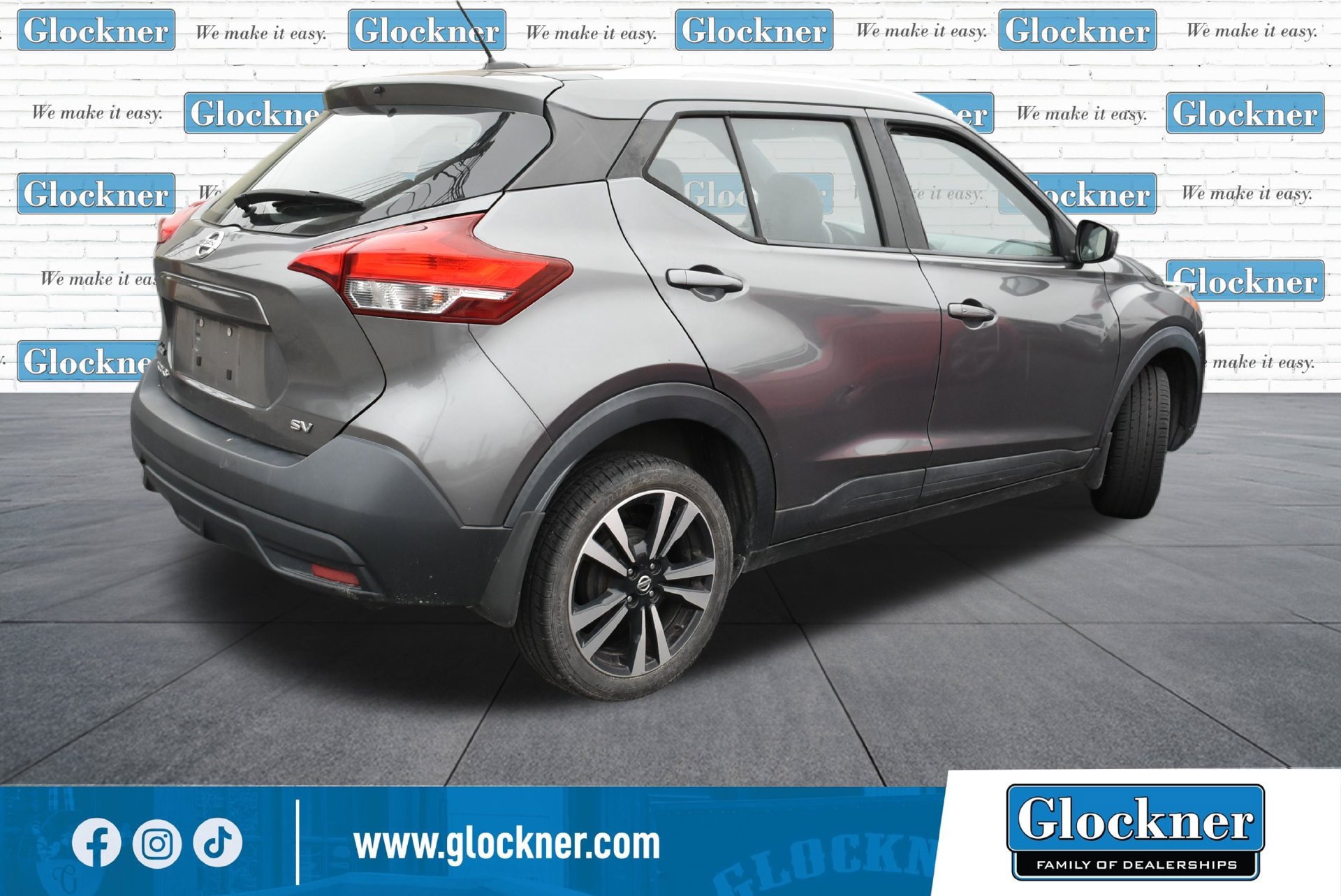 Used 2018 Nissan Kicks SV FWD image 17