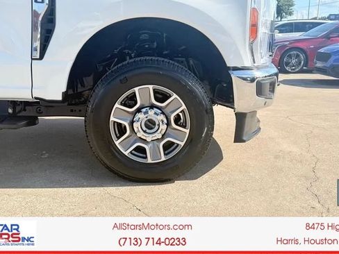 Used 2025 Ford F250 XLT AWD/4WD image 9