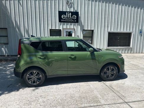 Used 2020 Kia Soul EX FWD image 6