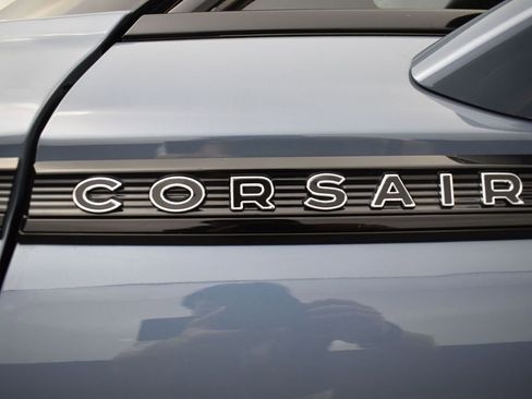 Used 2023 Lincoln Corsair Reserve w/ Equipment Group 201A image 35