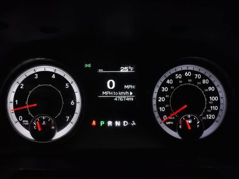 Used 2022 RAM 1500 Classic SLT image 26