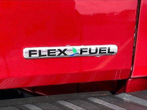 Used 2013 Ford F150 XLT w/ Mid Equipment Group image 24