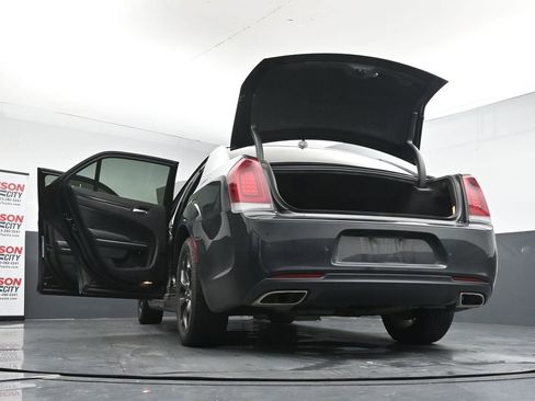 Used 2022 Chrysler 300 Touring L w/ Comfort Group AWD/4WD image 30