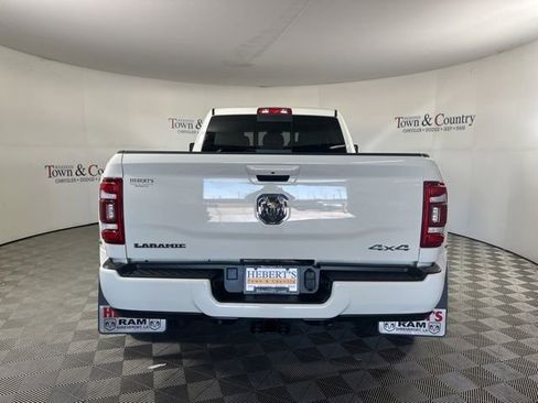 Used 2024 RAM 3500 Laramie image 8