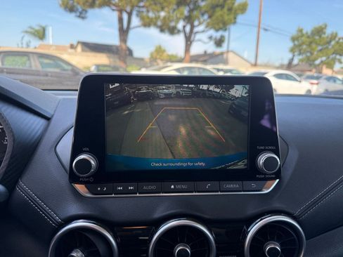 Used 2025 Nissan Sentra SV image 21