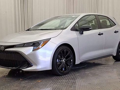 Used 2021 Toyota Corolla SE FWD image 5