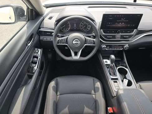 New 2025 Nissan Altima 2.5 SR w/ SR Premium Package image 26