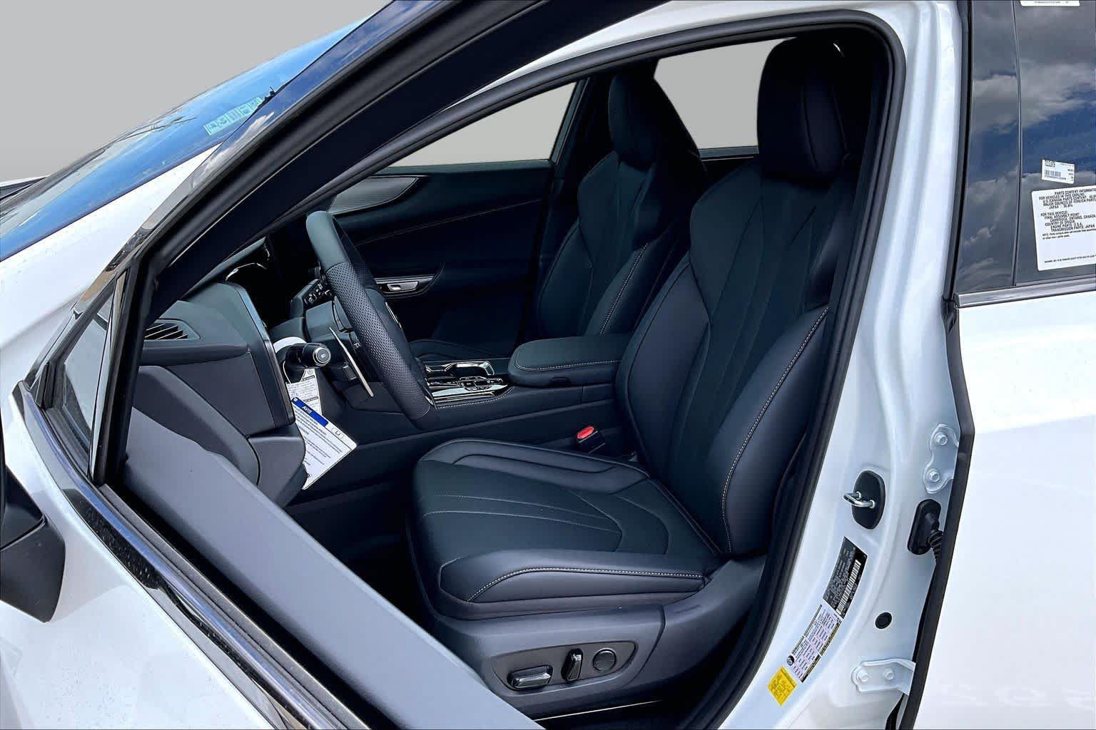 New 2026 Lexus NX 350 F Sport AWD/4WD image 9