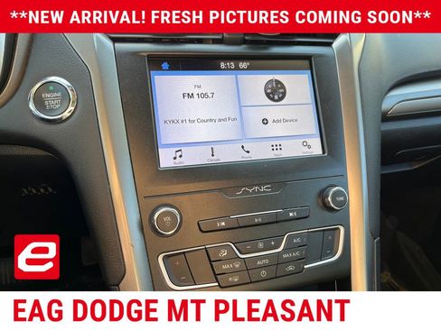 Used 2019 Ford Fusion SE FWD image 9