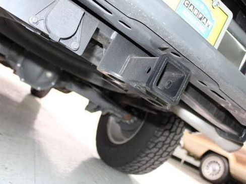 Used 2016 Nissan Frontier SV image 71