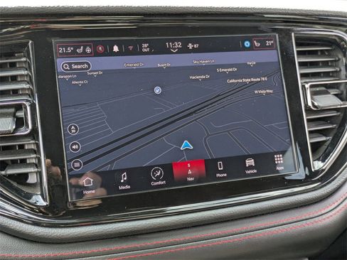 Used 2025 Dodge Durango GT image 21