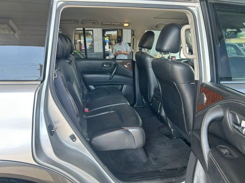 Used 2019 Nissan Armada SL w/ Premium Package AWD/4WD image 7