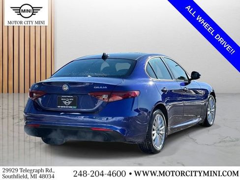 Used 2023 Alfa Romeo Giulia Sprint image 4