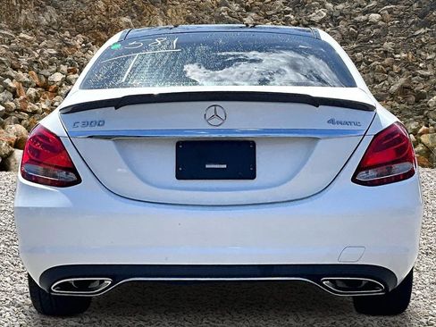 Used 2018 Mercedes-Benz C 300 4MATIC Sedan image 4