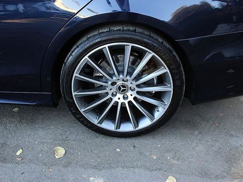 Used 2017 Mercedes-Benz S 550 Sedan image 8