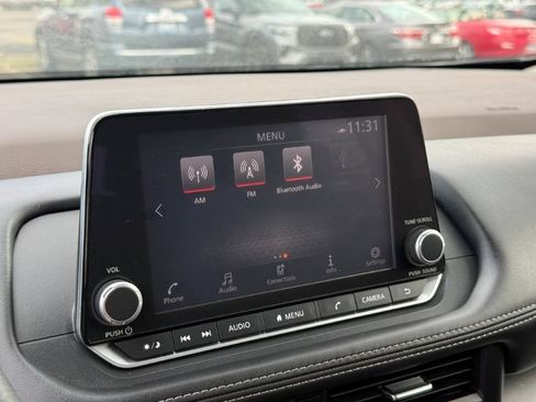 Used 2023 Nissan Rogue SV AWD/4WD image 24